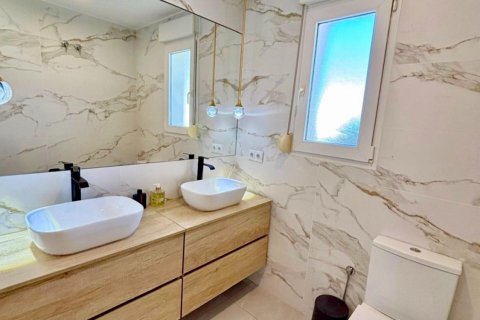 Villa zum Verkauf San Miguel de Salinas, Alicante, Spanien 4 Schlafzimmer, 300 m2 Nr. 128895 - Foto 9