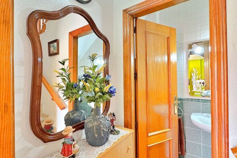 Casa adosada en venta Alicante, España 2 dormitorios, 84 m2 No. 131958 - foto 14
