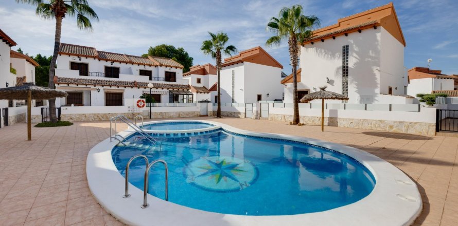 Villa Villamartin, Alicante, Espagne 3 chambres, 89 m2 No. 131959