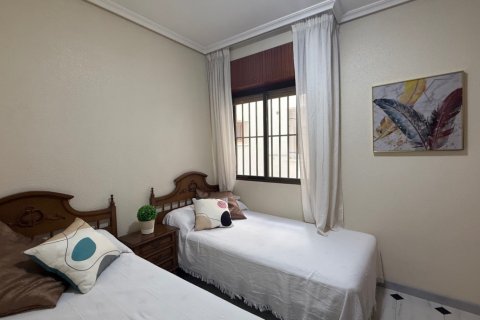 Apartment for sale Torrevieja, Alicante, Spain 3 bedrooms, 105 sq.m. No. 131957 - photo 9