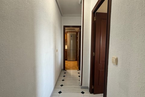Apartment for sale Torrevieja, Alicante, Spain 3 bedrooms, 105 sq.m. No. 131957 - photo 19