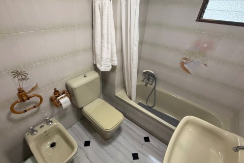 Apartment for sale Torrevieja, Alicante, Spain 3 bedrooms, 105 sq.m. No. 131957 - photo 11
