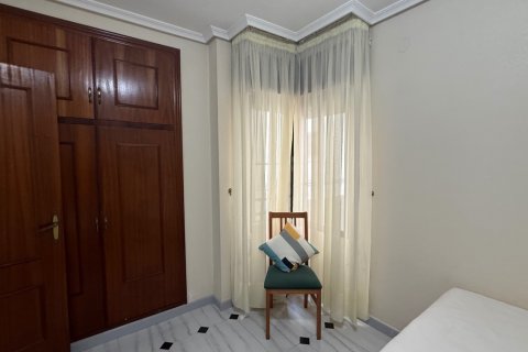 Apartment for sale Torrevieja, Alicante, Spain 3 bedrooms, 105 sq.m. No. 131957 - photo 17