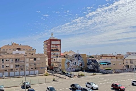 Townhouse for sale in San Pedro del Pinatar, Murcia, Spain 6 bedrooms, 382 sq.m. No. 131961 - photo 8