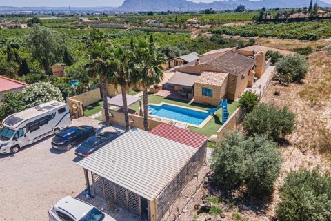 House for sale Albatera, Alicante, Spain 5 bedrooms, 230 sq.m. No. 128675 - photo 22