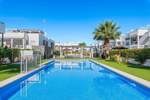 Bungalow en venta Torrevieja, Alicante, España 2 dormitorios, 68 m2 No. 128678 - foto 17