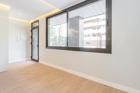Apartamento en venta Madrid, España 2 dormitorios, 79 m2 No. 120372 - foto 3