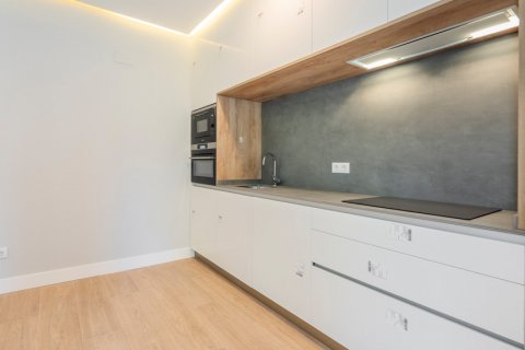 Apartamento en venta Madrid, España 2 dormitorios, 79 m2 No. 120372 - foto 10