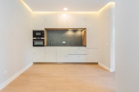 Apartamento en venta Madrid, España 2 dormitorios, 79 m2 No. 120372 - foto 5