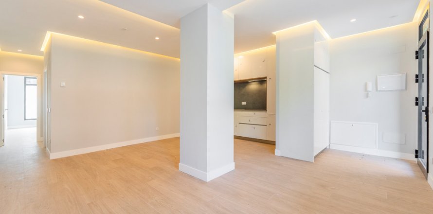 Apartamento Madrid, España 2 dormitorios, 79 m2 No. 120372