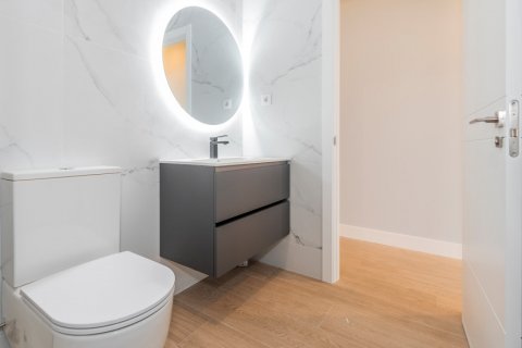 Apartamento en venta Madrid, España 2 dormitorios, 79 m2 No. 120372 - foto 14