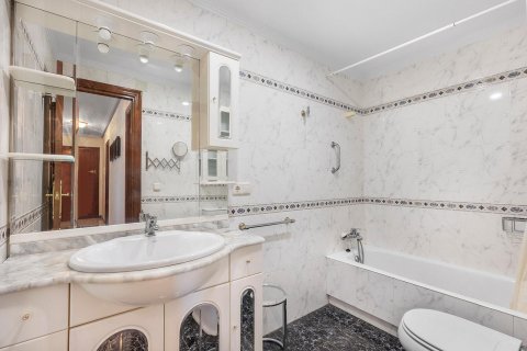 Apartamento en venta Torrevieja, Alicante, España 3 dormitorios, 123 m2 No. 127277 - foto 13
