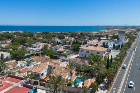Villa for sale Alicante, Spain 4 bedrooms, 168 sq.m. No. 127278 - photo 13