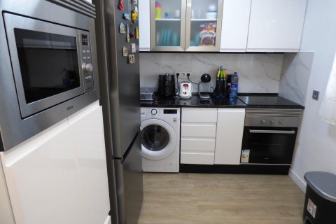 Dzīvoklis pārdošanā Alicante, Spānijā 1 istaba, 45 m2 Nr. 127281 - attēls 2