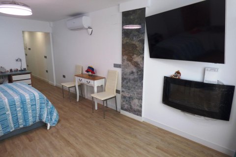 Dzīvoklis pārdošanā Alicante, Spānijā 1 istaba, 45 m2 Nr. 127281 - attēls 17