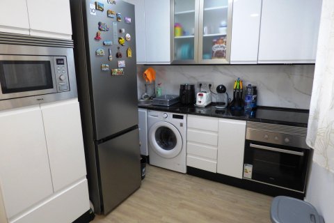 Dzīvoklis pārdošanā Alicante, Spānijā 1 istaba, 45 m2 Nr. 127281 - attēls 3