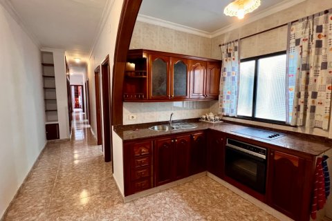 Apartment à vendre Las Palmas De Gran Canaria, Gran Canaria, Espagne, 4 chambres, 97.67 m2 No. 121723 - photo 3