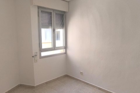 Аренда пентхауса в Мадрид, Испания 2 спальни, 85м2 №121726 - фото 24