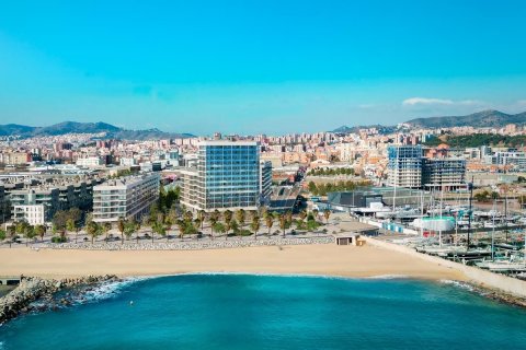 Apartment for sale Badalona, Barcelona, Spain 3 bedrooms, 108 sq.m. No. 122657 - photo 1