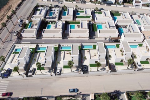 Продажа виллы в Альгорфа, Аликанте, Испания 3 спальни, 131м2 №123603 - фото 25