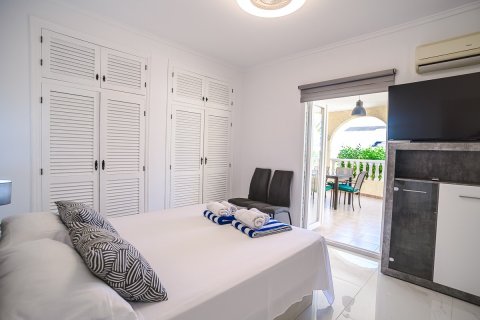 Villa for sale Torrevieja, Alicante, Spain 3 bedrooms, 156 sq.m. No. 131722 - photo 19