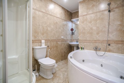 Villa for sale Torrevieja, Alicante, Spain 3 bedrooms, 156 sq.m. No. 131722 - photo 25