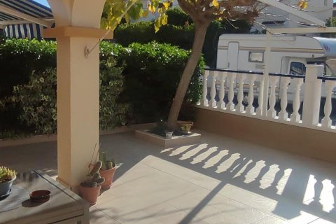 Radhus till salu La Mata, Alicante, Spanien 2 sovrum, 59 kvm. Nr. 131723 - foto 3