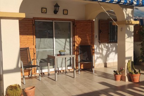 Radhus till salu La Mata, Alicante, Spanien 2 sovrum, 59 kvm. Nr. 131723 - foto 12