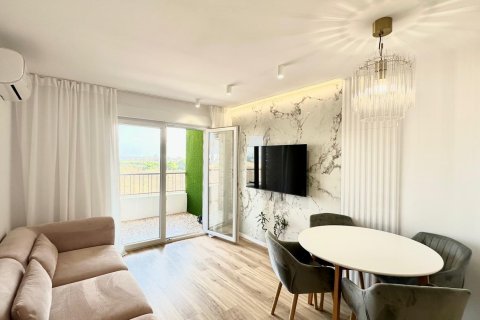 Apartment for sale Punta Prima, Alicante, Spain 2 bedrooms, 70 sq.m. No. 131724 - photo 1