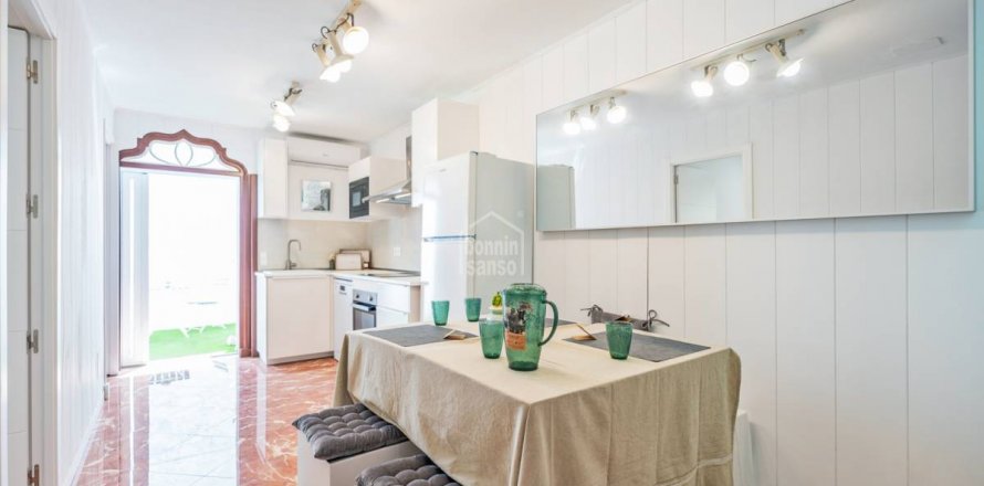 Rindu māja Sant Lluis, Menorca, Spānijā 2 istabas, 96 m2 Nr. 127947