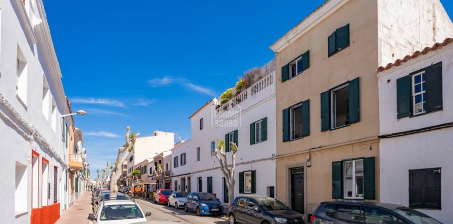 Townhouse Es Castell, Menorca, Spain 5 bedrooms, 320 sq.m. No. 127946