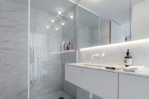 Продажа квартиры в Мадрид, Испания 2 спальни, 110м2 №120517 - фото 23