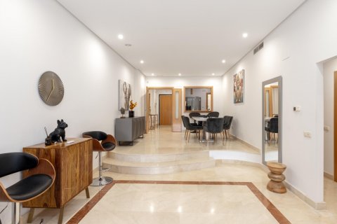 Продажа квартиры в Марбелья, Малага, Испания 3 спальни, 177м2 №120518 - фото 7