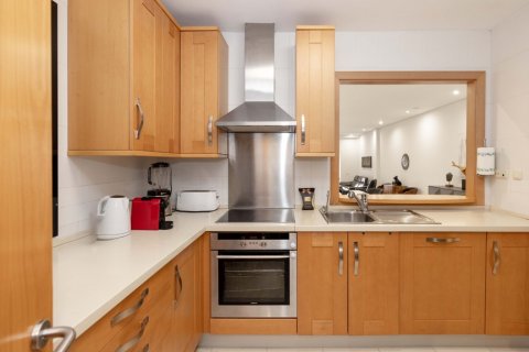 Продажа квартиры в Марбелья, Малага, Испания 3 спальни, 177м2 №120518 - фото 9