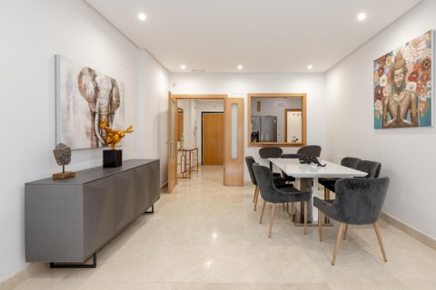 Продажа квартиры в Марбелья, Малага, Испания 3 спальни, 177м2 №120518 - фото 6