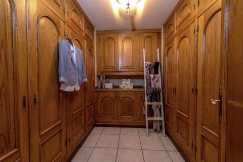 Villa pārdošanā Torrevieja, Alicante, Spānijā 6 istabas, 440 m2 Nr. 125978 - attēls 16