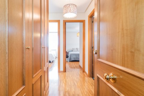 Apartamento en venta Madrid, España 2 dormitorios, 90 m2 No. 121992 - foto 10