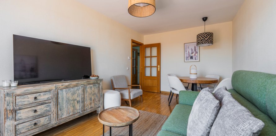 Apartamento Madrid, España 2 dormitorios, 90 m2 No. 121992