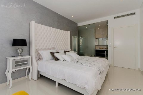 Villa for sale La Manga del Mar Menor, Murcia, Spain 4 bedrooms, 153 sq.m. No. 121352 - photo 6