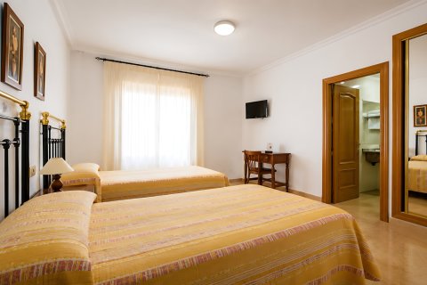 Commercial property à vendre à Alicante, Espagne, 17 chambres, 1286 m2 No. 130393 - photo 5