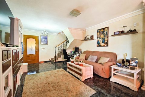 Kamienica Torrevieja, Alicante, Hiszpania 3 sypialnie, 146 mkw. nr 129386 – zdjęcie 21