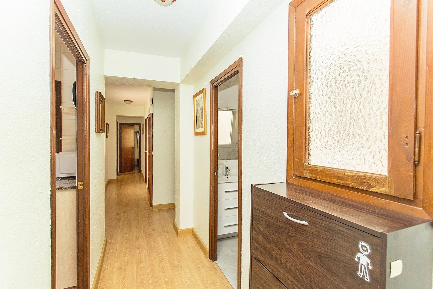 Appartamento a Torrevieja, Alicante, Spagna 3 camere da letto, 125 mq. N° 129388