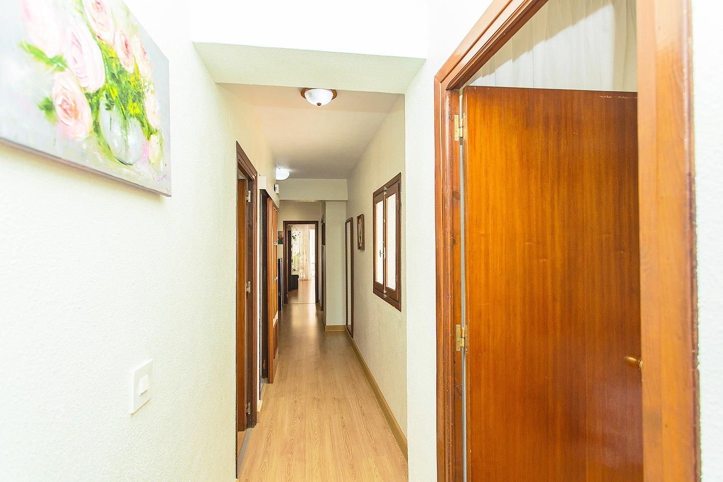 Appartamento a Torrevieja, Alicante, Spagna 3 camere da letto, 125 mq. N° 129388