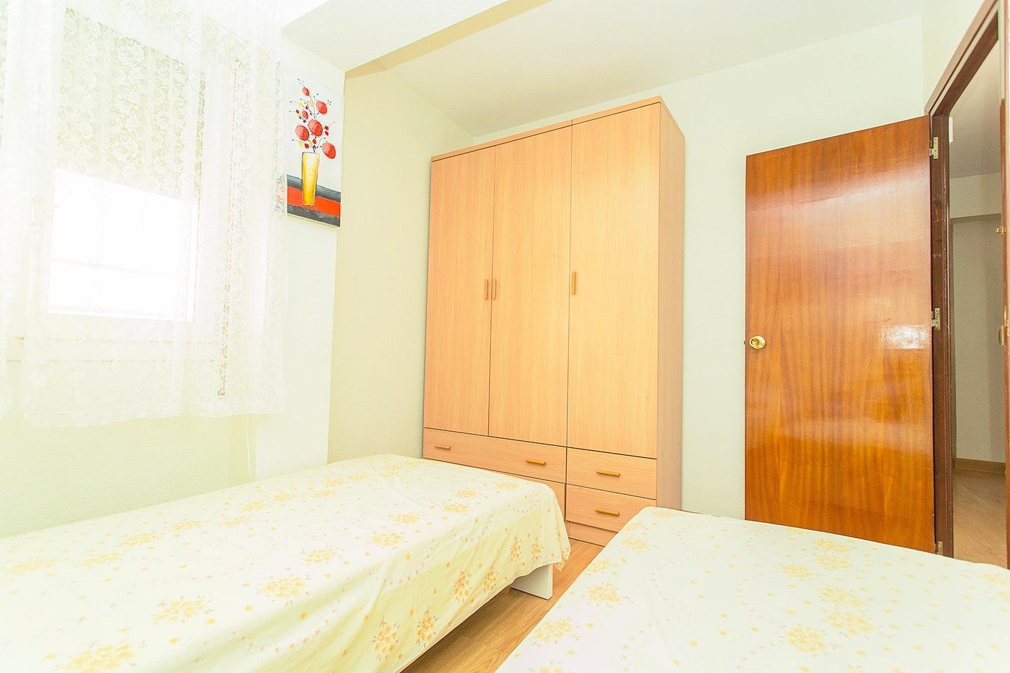 Appartamento a Torrevieja, Alicante, Spagna 3 camere da letto, 125 mq. N° 129388