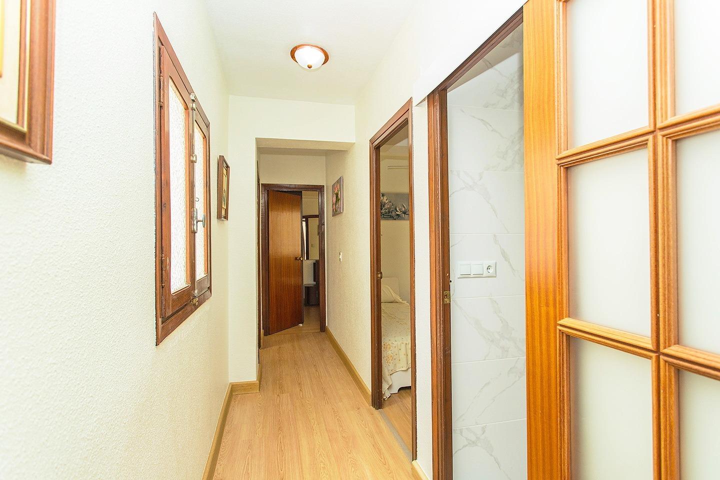 Appartamento a Torrevieja, Alicante, Spagna 3 camere da letto, 125 mq. N° 129388