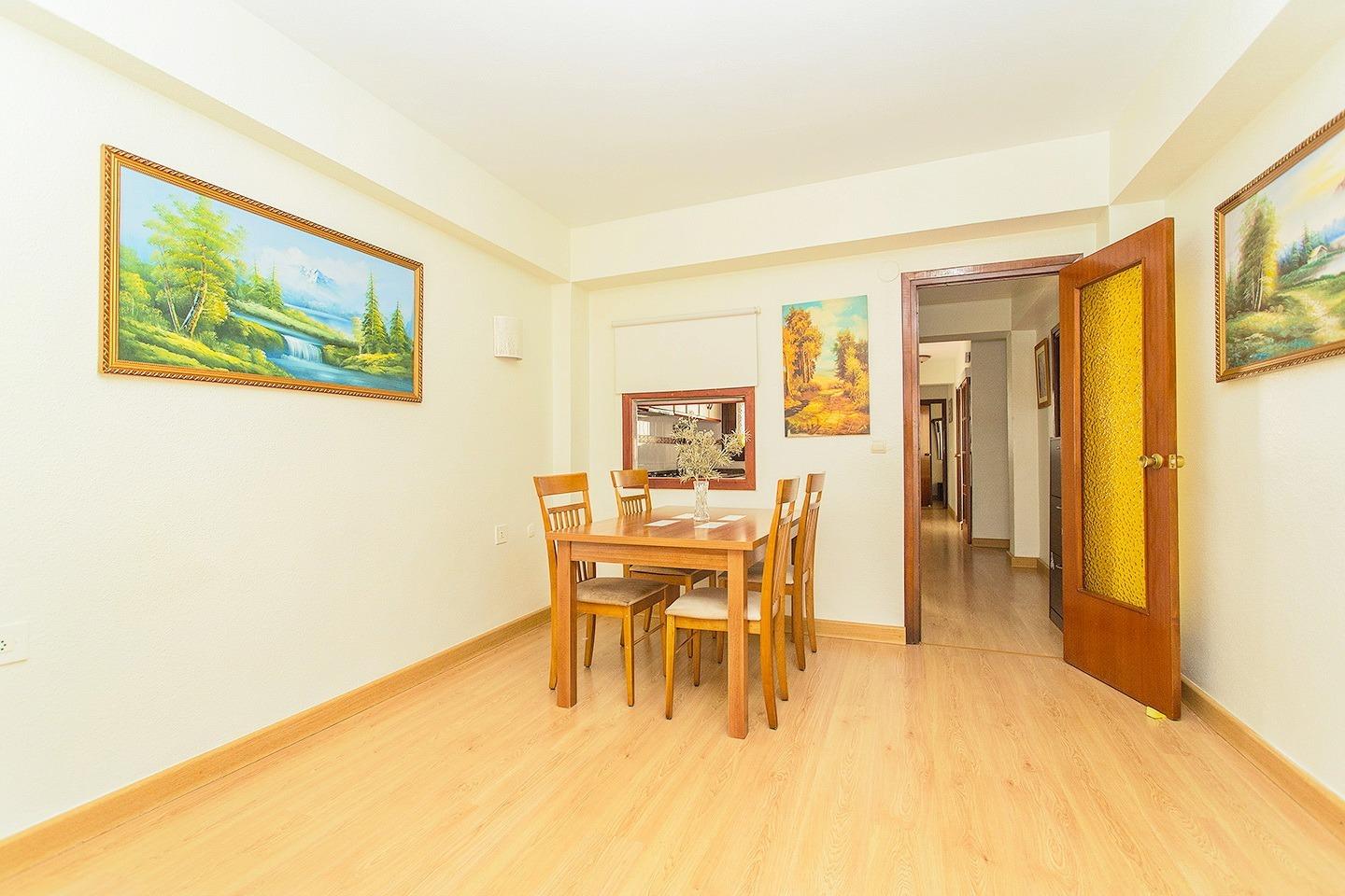 Appartamento a Torrevieja, Alicante, Spagna 3 camere da letto, 125 mq. N° 129388