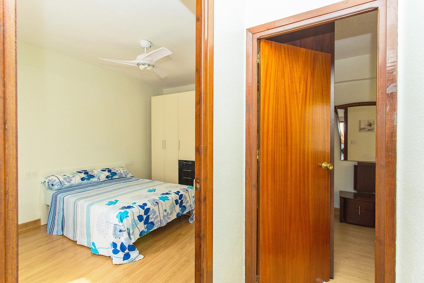 Appartamento a Torrevieja, Alicante, Spagna 3 camere da letto, 125 mq. N° 129388