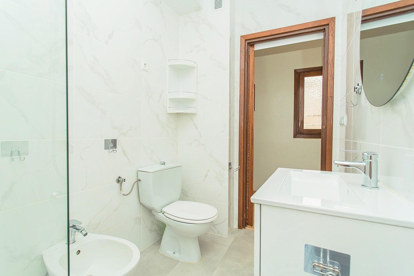 Appartamento a Torrevieja, Alicante, Spagna 3 camere da letto, 125 mq. N° 129388