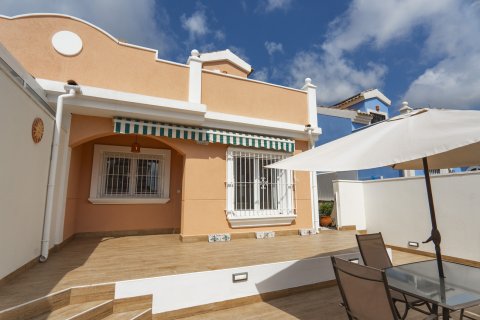 Townhouse for sale Cabo Roig, Alicante, Spain 3 bedrooms,  No. 129385 - photo 1