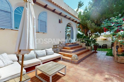 Villa in vendita Orihuela, Alicante, Spagna 5 camere da letto, 218 mq. N° 122457 - foto 19